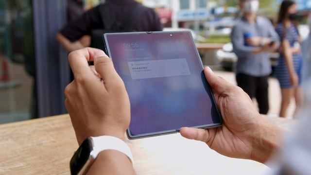 vivo X Fold : Better Than Samsung Z Fold3? ? смотреть онлайн