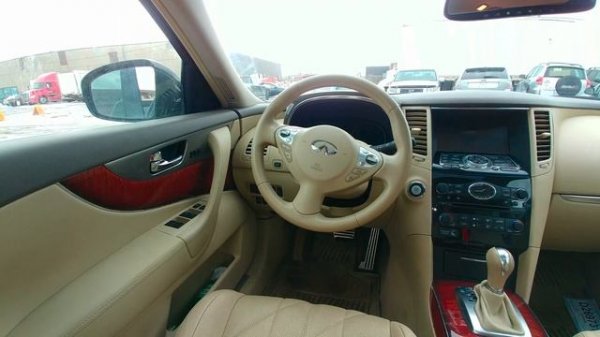 BMW X3, INFINITI QX70, VW TOUAREG old /// CARSHOW EP.6