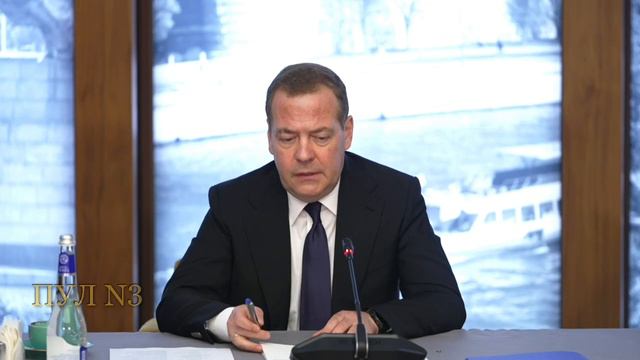 Медведев — о мигрантах и проблемах изучения русского языка смотреть онлайн