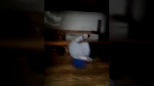 Брат и братик братик любит своего старшего брата смотреть онлайн