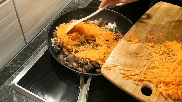 Куриная печень с луком и морковью - Вкусно, быстро и просто. смотреть онлайн