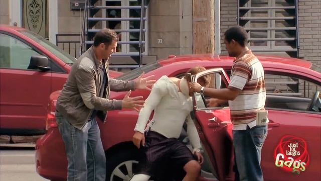 Скрытая камера № 34 Розыгрыши и приколы смотреть онлайн