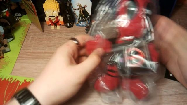 Крышесносная коробка из My Geek Box смотреть онлайн