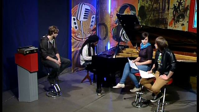 Joel Holmes plays "Alone Together" on TV in Ukraine Part1 смотреть онлайн