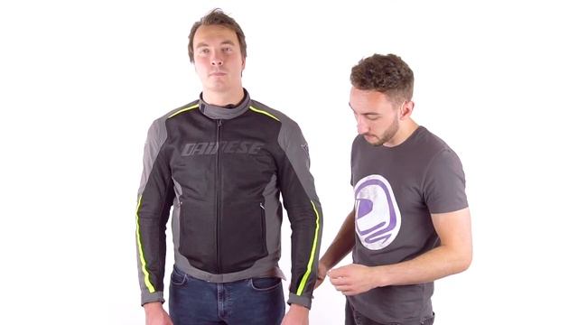 Dainese Hydra Flux D-Dry motorjas review - MotorKledingCenter смотреть онлайн