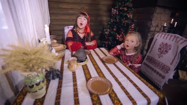 «О свята Маріє Мати» Даринка та Анастасія Михайлів смотреть онлайн