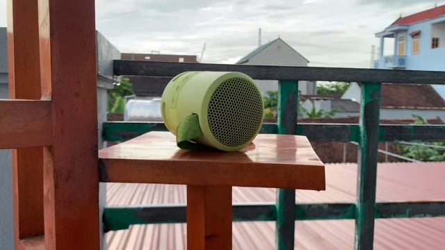 Test thử Sony Xb13 liệu có xứng đáng giá 1tr hay k. смотреть онлайн