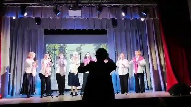 В роще пел соловушка и Сосед смотреть онлайн