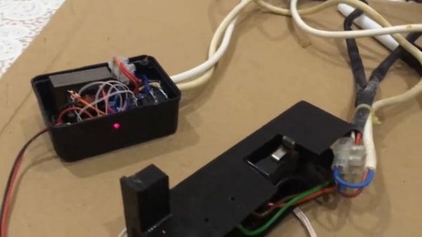 Ремонт кухонной вытяжки ELIKOR. Меняем концевик на геркон.