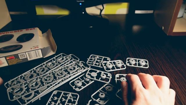 Обзор колёс для ЗИС-5 от Miniart 35196 (Обзор + Фото) /ZIS-5 Family Wheels смотреть онлайн