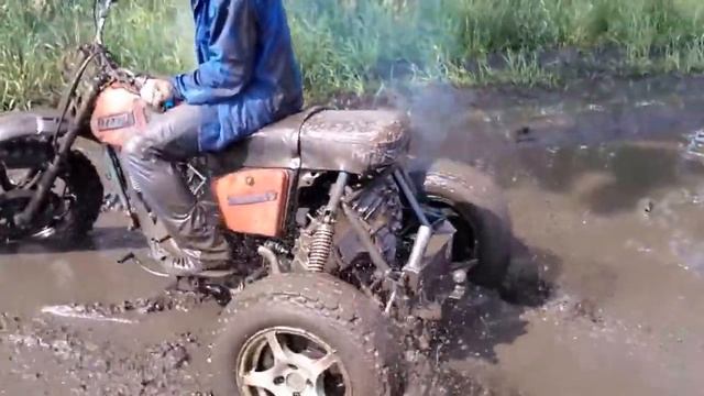 Трицикл ПАЦАНЫ ВАЩЕ РЕБЯТА смотреть онлайн