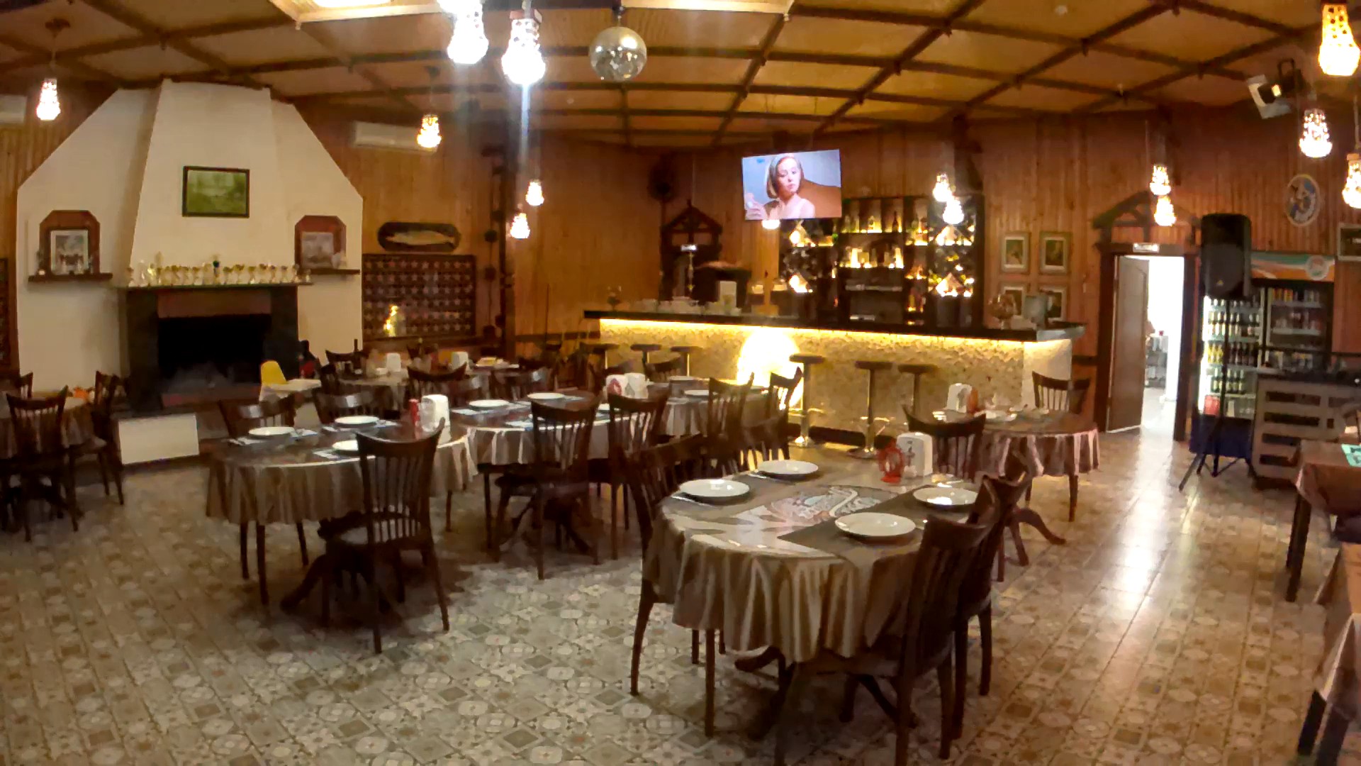 Не просто ресторан для рыбаков, а место отдыха для всей семьи, на базе "Два Пескаря". смотреть онлайн