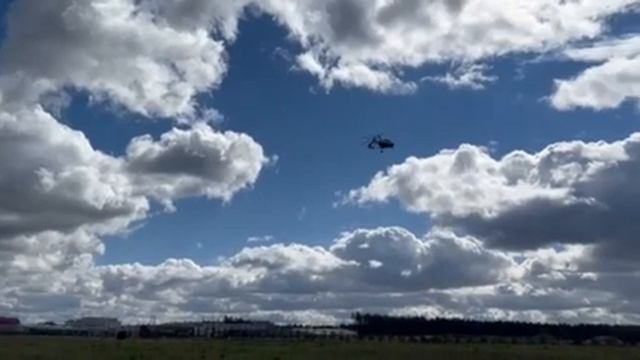 «Авиационные технологии и комплексы» провел демонстрационные полеты на новой площадке смотреть онлайн