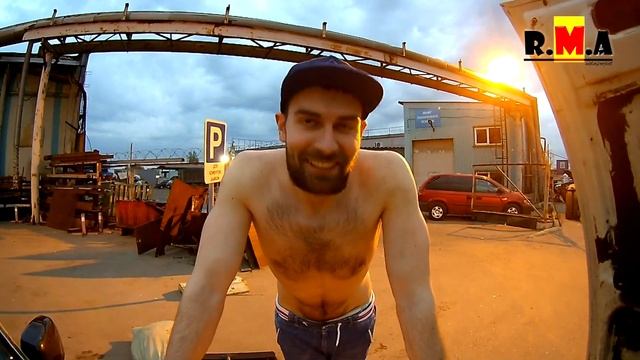 заливаем растительное масло в двигатель автомобиля + 100 km пробега смотреть онлайн