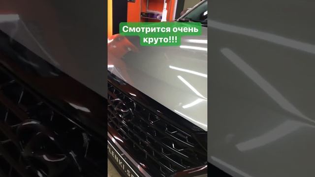 Hyundai Tucson винил на решетку радиатора. смотреть онлайн
