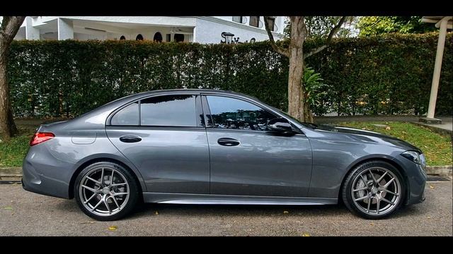 Mercedes W206 C Class C200 Custom 19" HRE R101 LW (photo montage) (no audio) смотреть онлайн