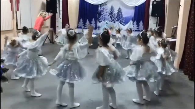 Музыкальный номер "Танец маленьких утят" смотреть онлайн