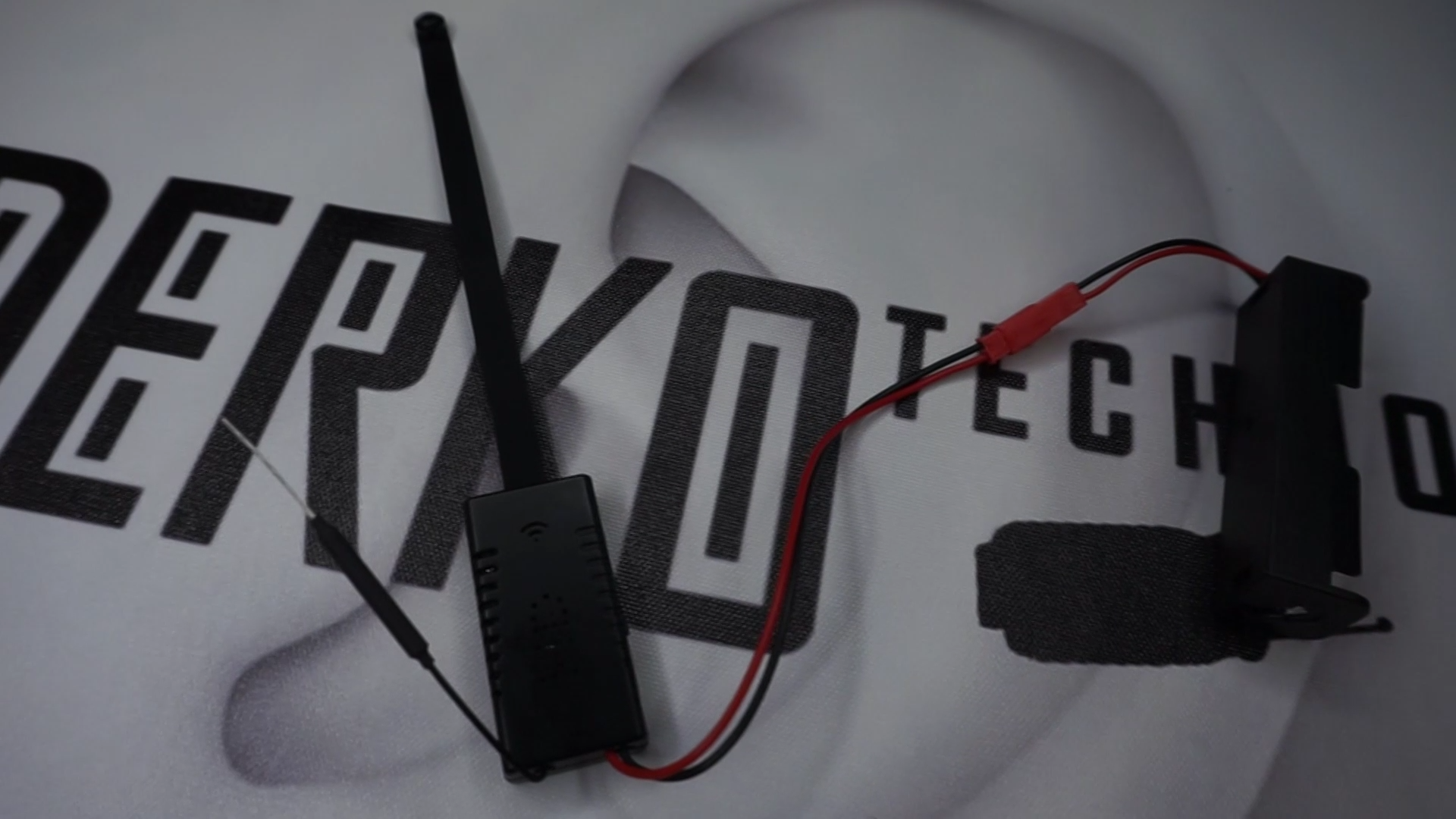 DERKO TECHNOLOGY - МАГАЗИН МИКРОНАУШНИКОВ И МИКРОКАМЕР. WI-FI МИКРОКАМЕРА «F100» FULL HD смотреть онлайн