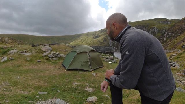 Naturehike Cloudpeak 2 against Gale Force Wind. Solo wild camp in the Carneddau смотреть онлайн