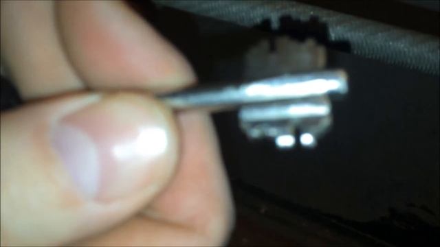 Вскрытие сувальдного замка смотреть онлайн