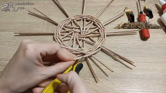 Ажурная Удивительная КРЫШКА с внутренним бортиком/плетение из газетных трубочек