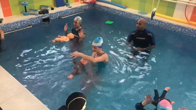 Курс самоспасения Safety Water в Новосибирске. Бассейн "Морская звезда". смотреть онлайн