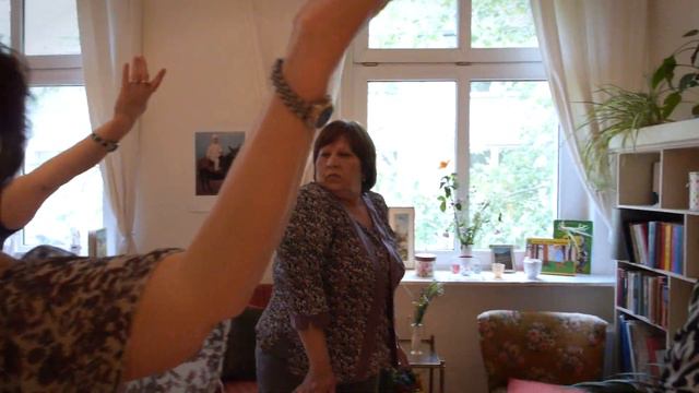 LET'S CATCH TIGERS смотреть онлайн