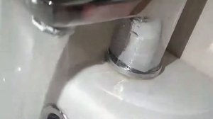 Течь через трещину в корпусе смесителя. Производственный дефект. Примеры.