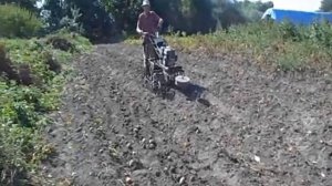 Грохотная копалка без грохота в работе