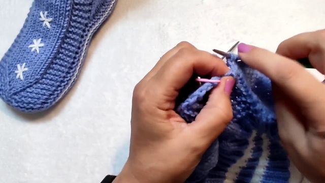 Носки-тапки- для Кая ❄️ МК. Тепло и уютно. На двух спицах без шва на подошве ? смотреть онлайн