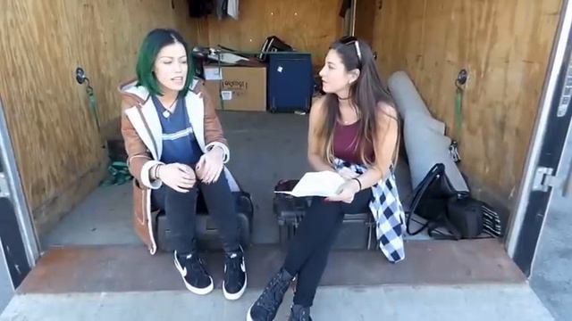 Tonight Alive Interview (Jenna McDougall) смотреть онлайн