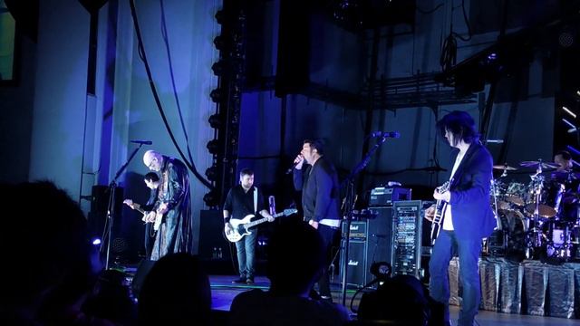 Smashing Pumpkins - Snail w/ Chino Moreno (Deftones) 8-2-18 PNC Bank Arts Center NJ смотреть онлайн