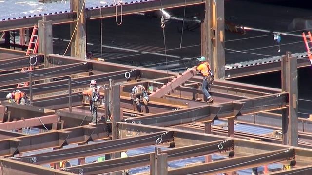 Ironworkers: "raw" construction footage (Ⓗ Week 44 construction clips set #2) смотреть онлайн