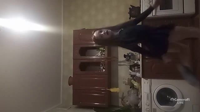 Танцую под песню Бабека Мамедразаева  Принцесса!