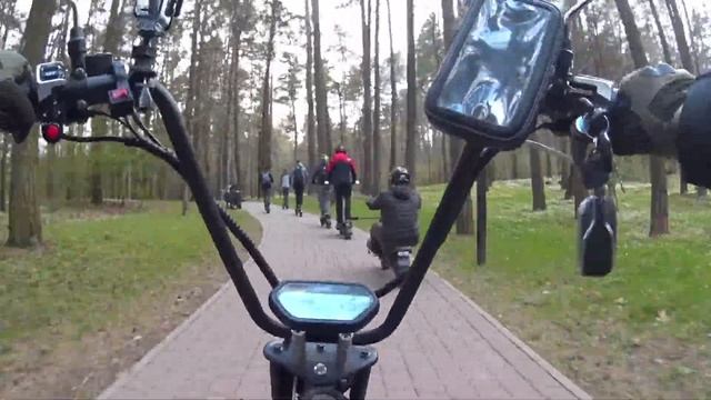 первая покатуха на самокатах разного типа нашего сообщества Citycoco , Kugoo , Duoltron , Xiaomi смотреть онлайн