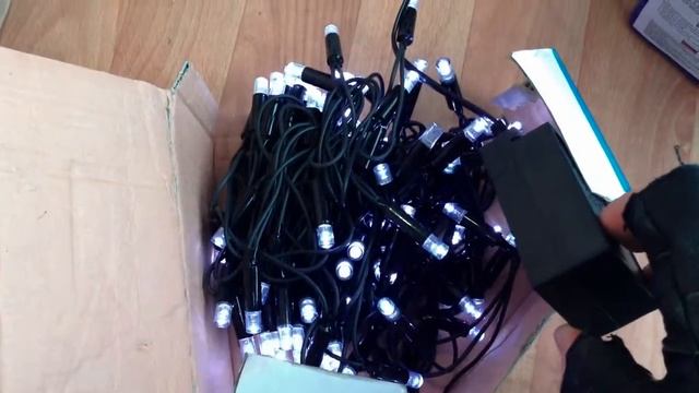 гирлянда 100 лампочек белая смотреть онлайн