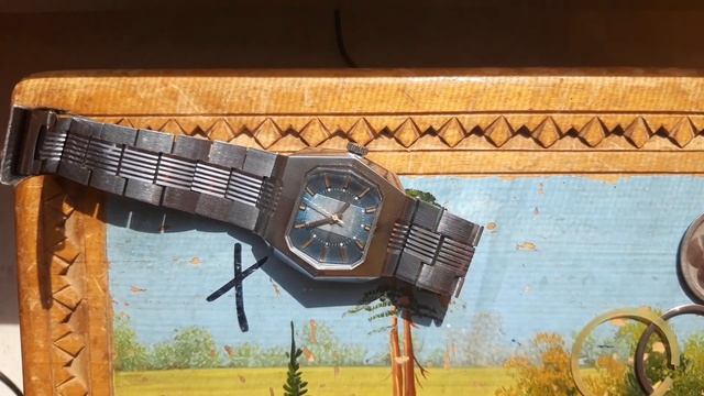 Часы ЛУЧ 2209 СССР. Граненый корпус. Нечастые! Родной нестандартный браслет! На ходу! После Т/О смотреть онлайн