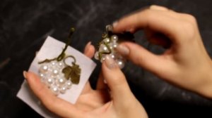 Брошь "Зимний Виноград" своими руками. Брошь из бусин