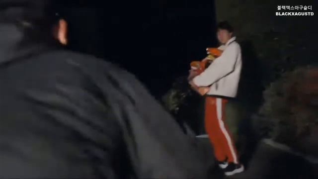 На всякий случай если вы сегодня не смеялись 😂 Он такой милый💖 смотреть онлайн