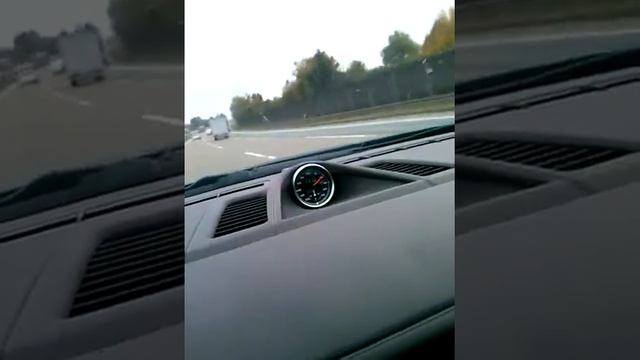 Сашка на панамере 300км смотреть онлайн