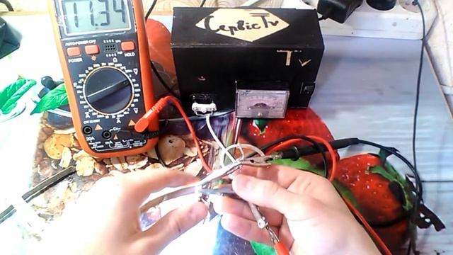 Мій лабараторний блок пітання на транзистері кт805б сама проста схема 2А 12V смотреть онлайн