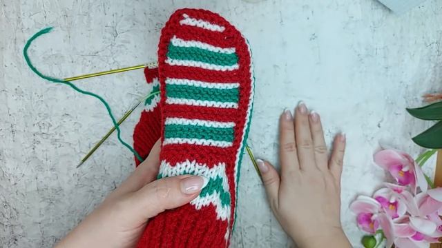 Рождественские домашние следки спицами. Следки- носочки на двух спицах.