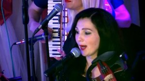 Марина і компанія. Русинська народна. Сама п`ю, сама наливаю