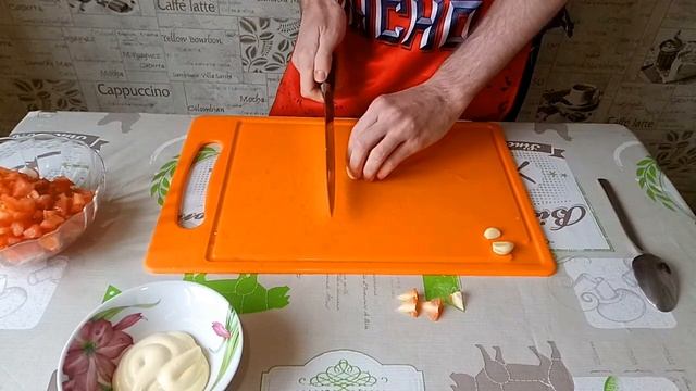 Салат из помидоров с крабовыми палочками | Бюджетные рецепты ◄6► смотреть онлайн