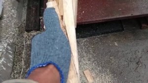 Как пилить доску под углом.