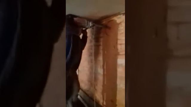 Сверление кирпича с рук ф254. Ручная дрель 2,6кВт(китайских) смотреть онлайн