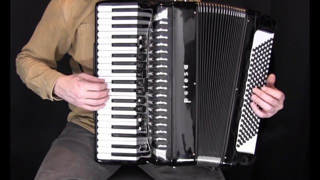 Certified Pre-Owned accordion: petosa AM-1200 - 140 bass 18.25" смотреть онлайн