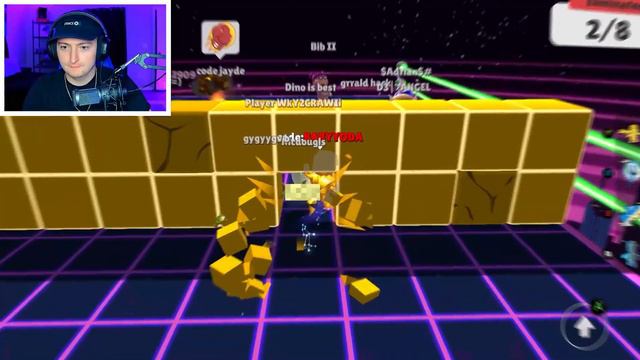 Playing 2D Block Dash in Stumble Guys! смотреть онлайн