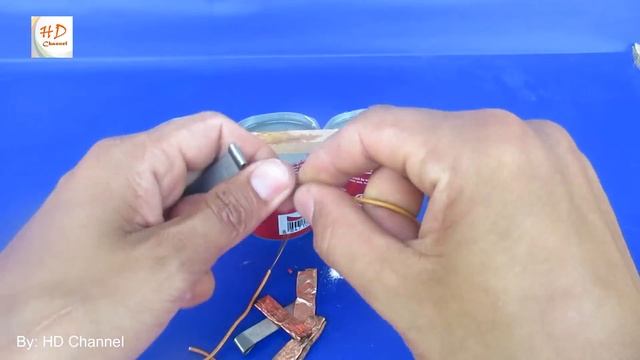 Free energy salt water with LED light bulbs - Experiment DIY science projects at home смотреть онлайн