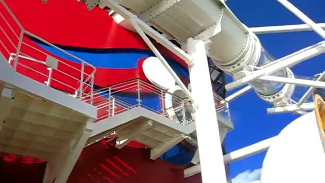 Climbing up to AquaDuck Water Ride - Disney "Dream" Cruise Ship смотреть онлайн